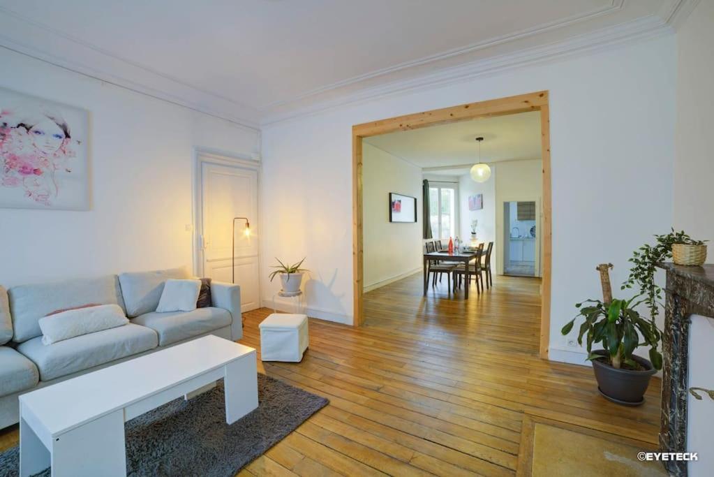 Le Duplex Quartier Cathedrale-marais Apartment